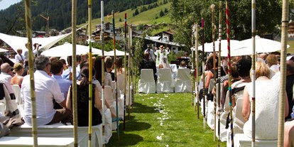 Hochzeit - barrierefreie Location - Bürserberg - Trauung im Garten - Der Berghof in Lech