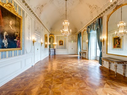 Hochzeit - Candybar: Saltybar - Gramatneusiedl - Der helle, freundliche Spiegelsaal - Schloss Esterházy