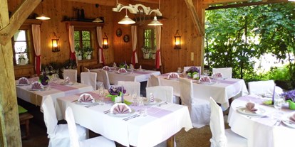 Hochzeit - Umgebung: am Land - Purgstall (Purgstall an der Erlauf) - Hochzeit in der Pfluaghitt´n - Wildkräuterhotel Steinschalerhof