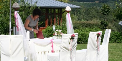 Hochzeit - Hunde erlaubt - Großwilfersdorf - Standesamtliche Trauung am Pöllauberg in Retters Garten - Retter Bio-Natur-Resort****