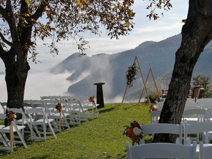 Hochzeit - Hochzeitsessen: mehrgängiges Hochzeitsmenü - Traumhochzeit im Außenbereich mit Ausblick in die Natur - Rieglergut