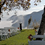 Hochzeit: Traumhochzeit im Außenbereich mit Ausblick in die Natur - Rieglergut