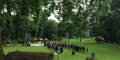 Hochzeit - Art der Location: ausgefallene Location - Bergisch Gladbach - HAUS ORR - freie Trauung im Park - HAUS ORR 
