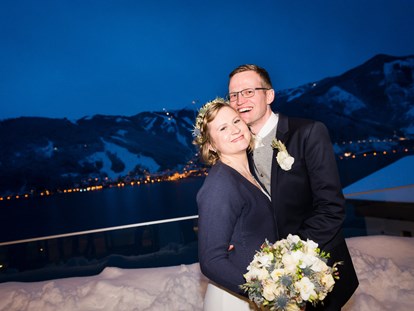 Hochzeit - Das Bellevue eignet sich ideal für Winterhochzeiten vor verschneiter Kulisse und Blick auf Zell am See. - Seehotel Bellevue****s