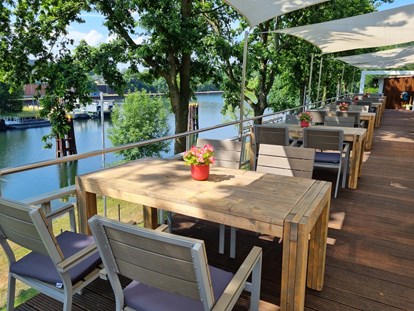 Hochzeit - Garten - Mülheim an der Ruhr - Eure Traumhochzeit direkt am Rheinkanal. - Restaurant Bootshaus Herne