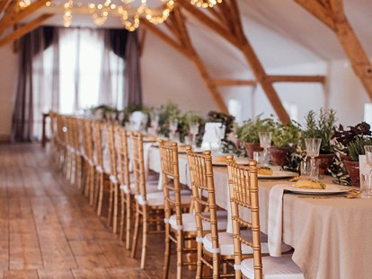 Hochzeit - externes Catering - Deko Haus Ammerhof für das Hochzeitsdinner - CP Location - Gut Ammerhof