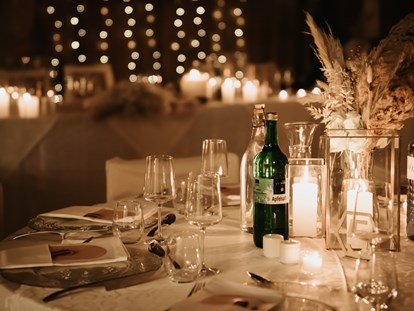 Hochzeit - Geeignet für: Firmenweihnachtsfeier - Beispiel für unser inkludiertes Tischgedeck - Stadlerhof Wilhering