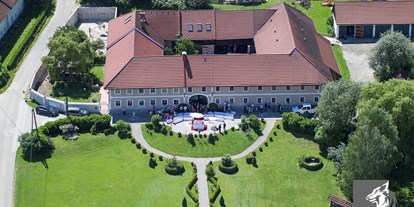 Hochzeit - Oberösterreich - Unser Gutshof aus der Vogelperspektive - Stadlerhof Wilhering