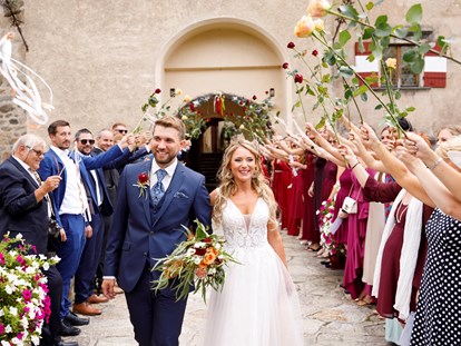 Hochzeit - Geeignet für: Gala, Tanzabend und Bälle - Brautpaar Schloss Ottenstein - Schloss Ottenstein