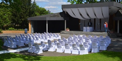 Hochzeit - Hochzeits-Stil: Boho - Niedersachsen - Pavillon für die freie Trauung - Potpourri - die Eventgastronomie im Kurhaus