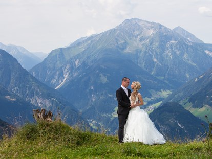Hochzeit - Art der Location: Bauernhof/Landhaus - Tirol - Herrliche Kulissen rund ums Haus - Berghotel Gerlosstein