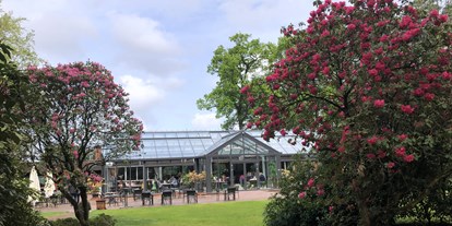 Hochzeit - Parkplatz: Busparkplatz - Ostfriesland - Orangerie im Rhododendronpark
