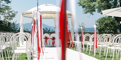 Hochzeit - Art der Location: Eventlocation - standesamtliche Hochzeit im Garten  - Schloss Maria Loretto am Wörthersee