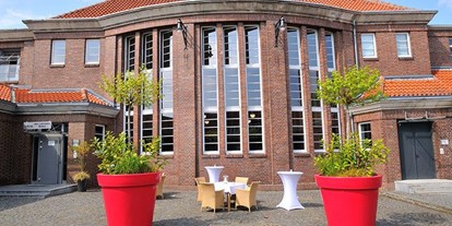 Hochzeit - Umgebung: in einer Stadt - Wuppertal - Alte Lohnhalle Wattenscheid - Außen - Alte Lohnhalle Wattenscheid