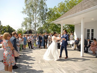 Hochzeit - Art der Location: Weingut/Heuriger - Österreich - Unsere Plaza bietet Platz für den Hochzeitstanz. - Matrimonium Kollnbrunn