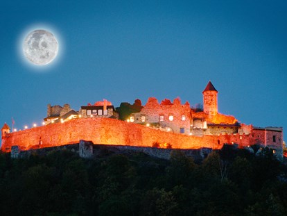 Hochzeit - Standesamt - Österreich - Burg Landskron bei Nacht - Burg Landskron