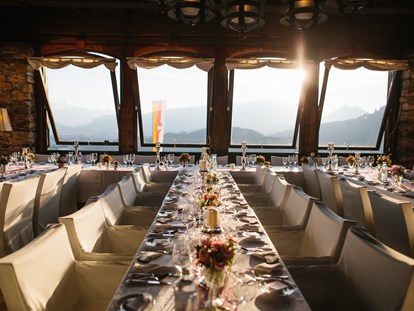 Hochzeit - Art der Location: Restaurant - Österreich - Der Festsaal der Burg Landskron bereit für Ihre Hochzeit. - Burg Landskron
