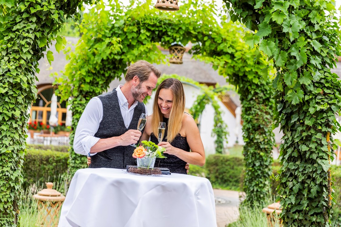 Hochzeit: vor Csarda - VILA VITA Pannonia