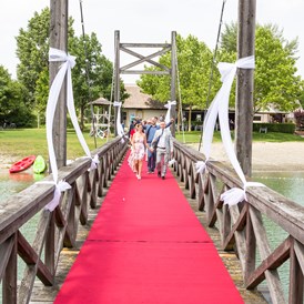 Hochzeit: Hochzeit Insel im See - Zugang - VILA VITA Pannonia