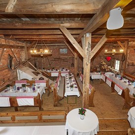 Hochzeit: Historische Festscheune bis 100 Gäste - Hochzeitskapelle Callenberg (Privatkapelle)