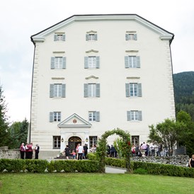 Hochzeit: Das Schloss Greifenberg in Kärnten.
 - Schloss Greifenburg